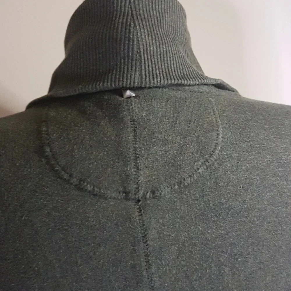 Aritzia Wilfred  Diderot cocoon sweater olive - Picture 9 of 13